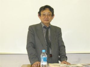 井田進也教授…11月11日、三田西校舎525A教室で 井田進也教授…11月11日、三田西校舎525A教室で